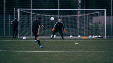 英格兰、阿根廷球员爆发冲突（配图示意）